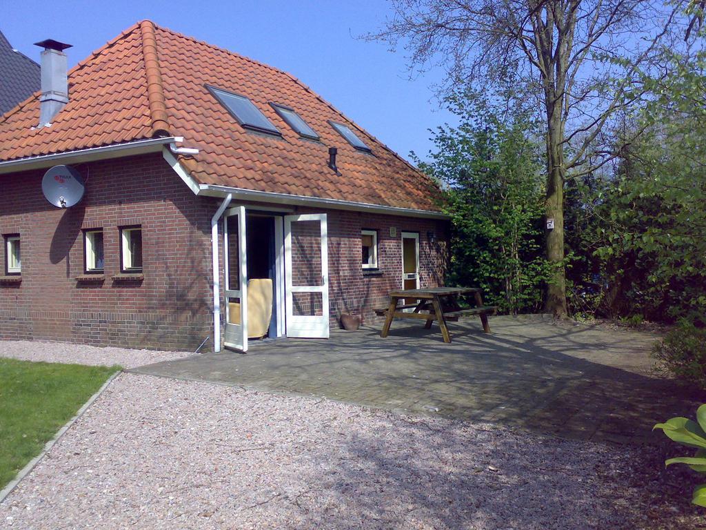 Rikobravo Villa Meppen Exteriör bild